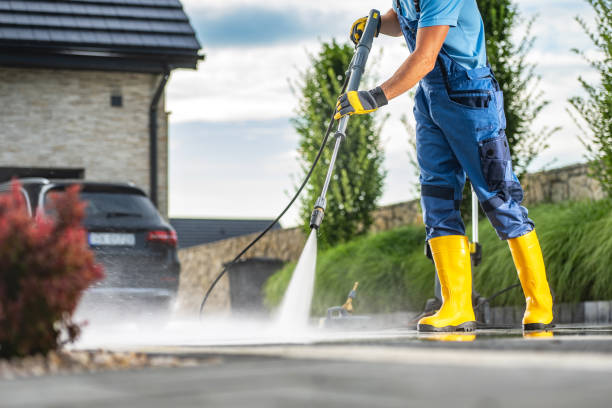 Best Parking Lot and Garage Cleaning  in Menonee, MI